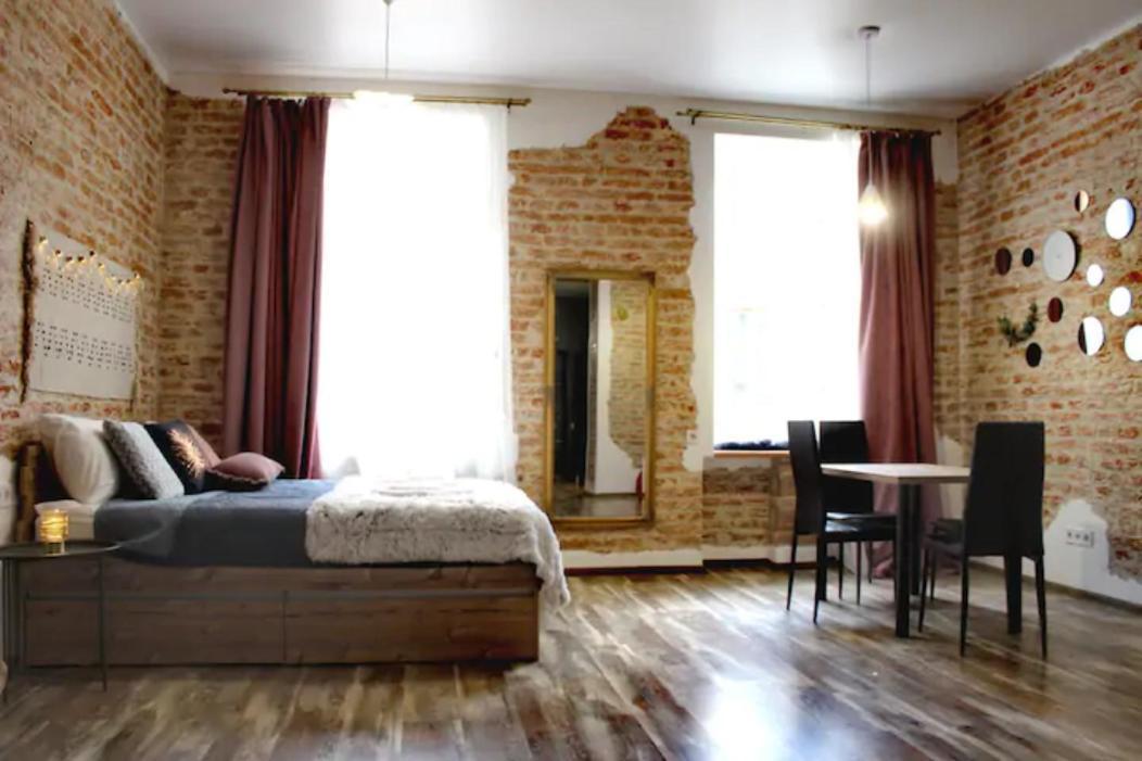 Dorosh-Home Квартира-Студія В Центрі Львова Ngoại thất bức ảnh